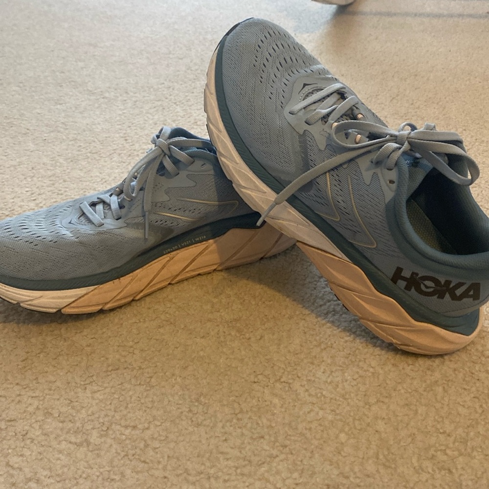 Hoka one one size 9